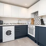 Pass The Keys Lovely 1-Bed Apartment Close To City Centre